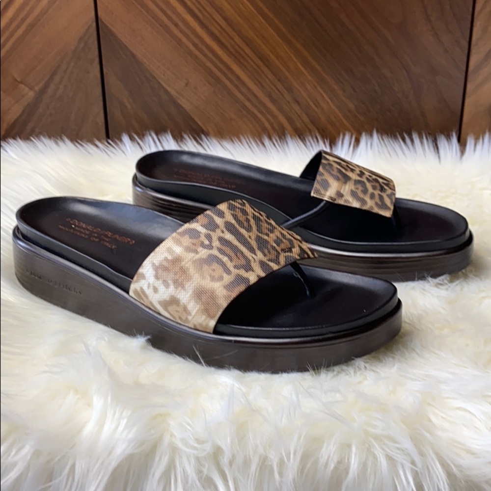 Donald J Pliner Italian sandals size 9